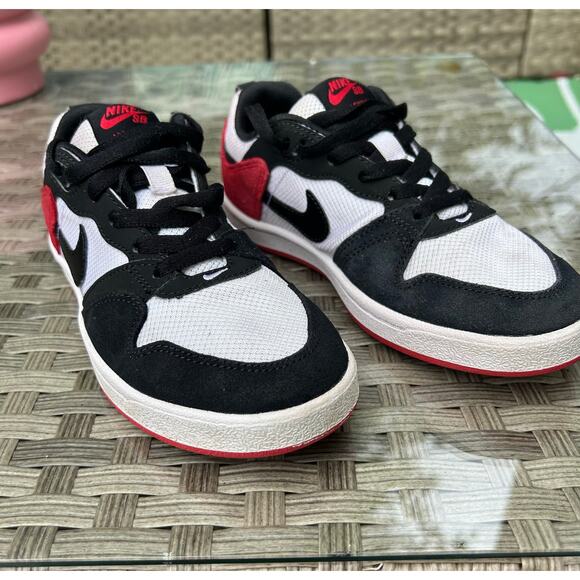 Nike SB Alleyoop Black/White/Red Youth Sneakers Size 4Y - Picture 4 of 8